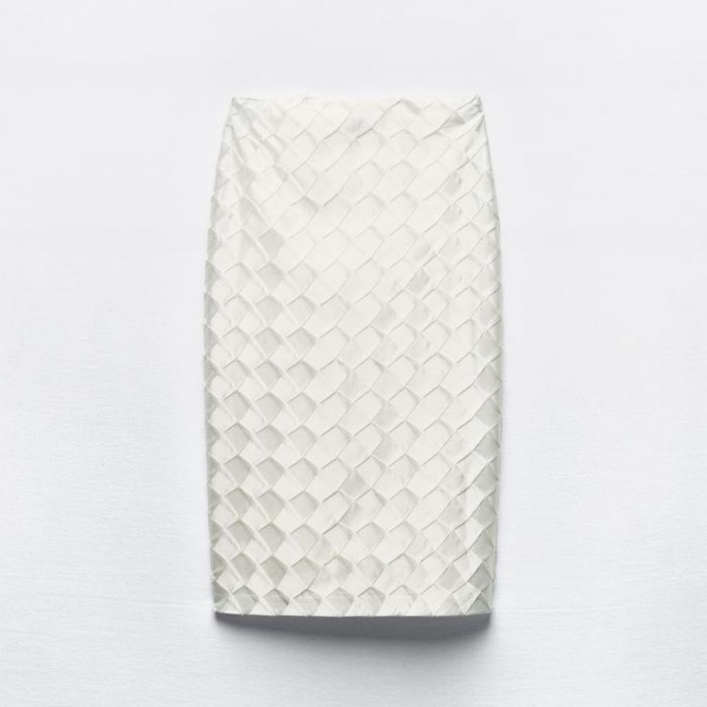 ZARAโDIAMONDโSATINโEFFECTโMIDIโSKIRT - Picture 5 of 8